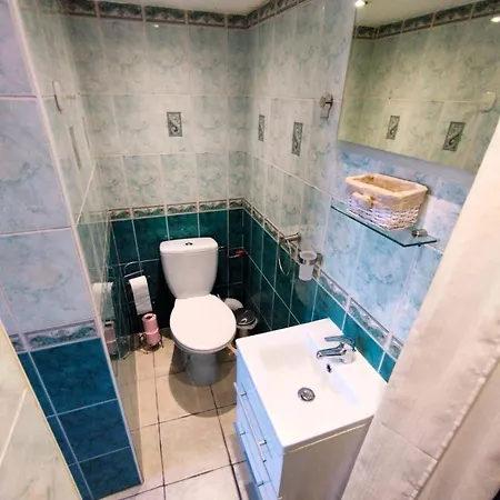 Charming Ideal For Congresses And Holidays Live In Gazagnaire Appartamento